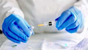 Vaccine COVID-19 có thể gây ra các vấn đề sức khỏe lâu dài? - 1